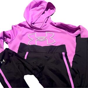 Under Armour Leggings and sweatshirt excellent Condition Small